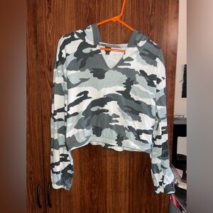 Wild fable hoodie size large